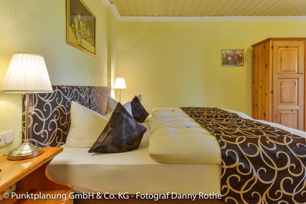 Obing Hotel Oberwirt מראה חיצוני תמונה