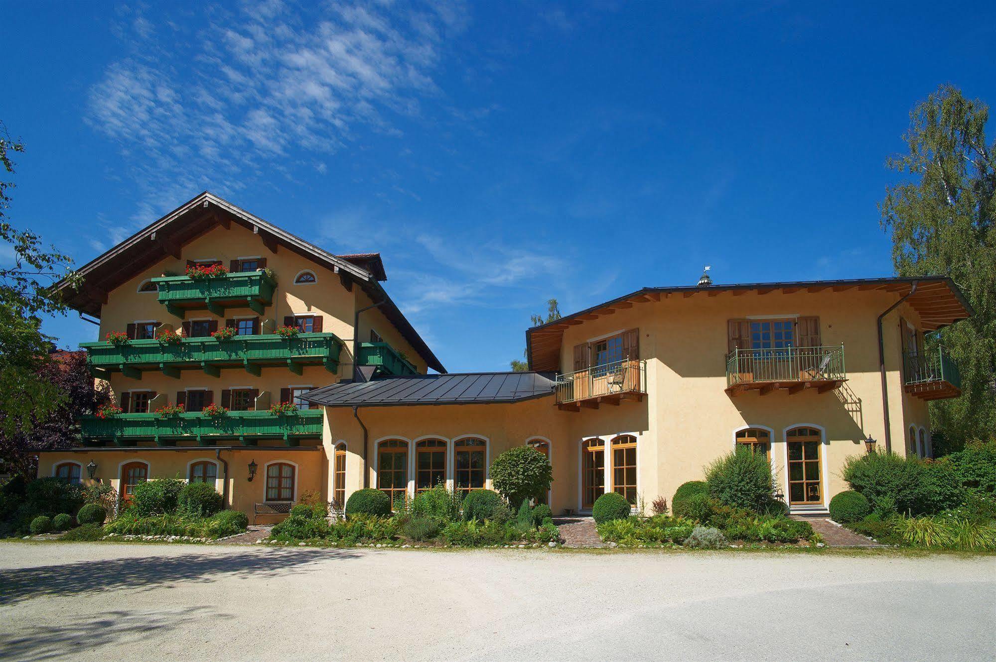 Obing Hotel Oberwirt מראה חיצוני תמונה