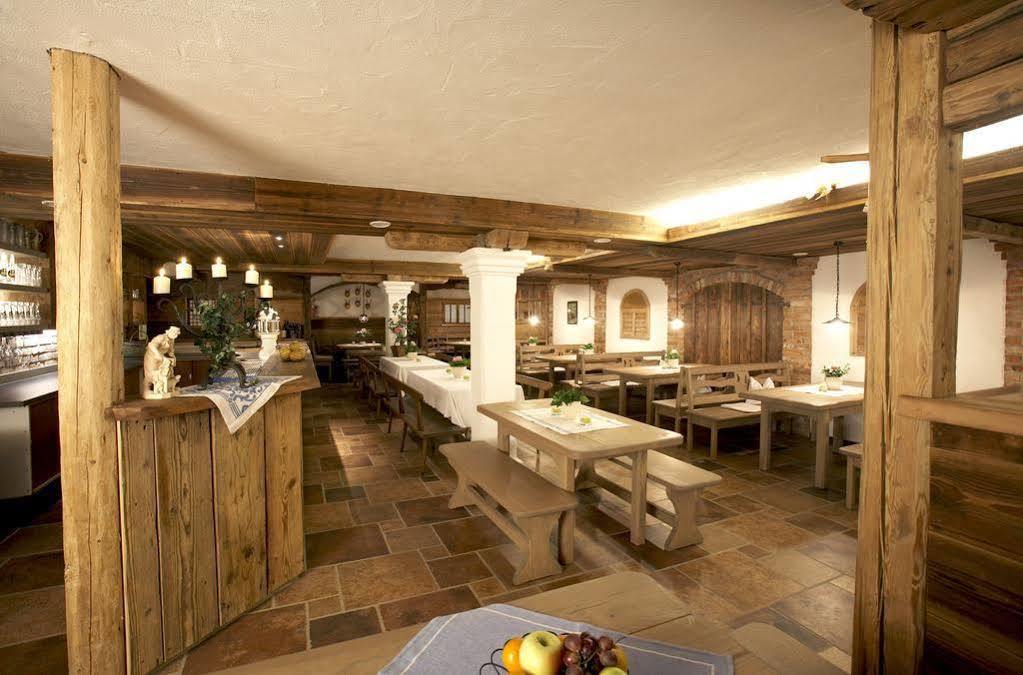 Obing Hotel Oberwirt מראה חיצוני תמונה